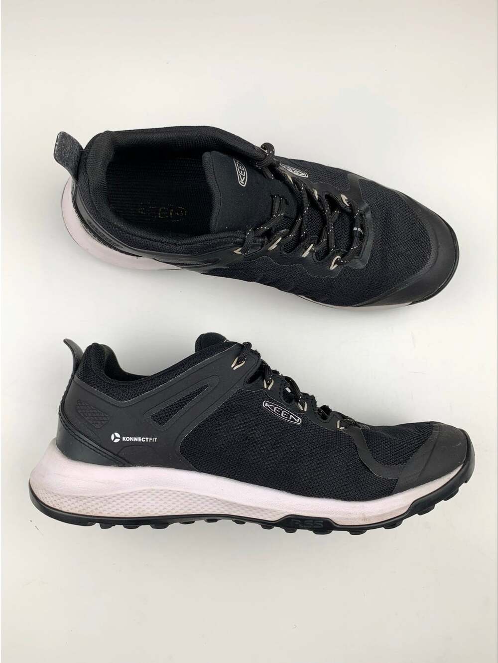 Keen Women's Explore Vent Hiking Shoes Black Trail Sneakers 1021631 Size 8